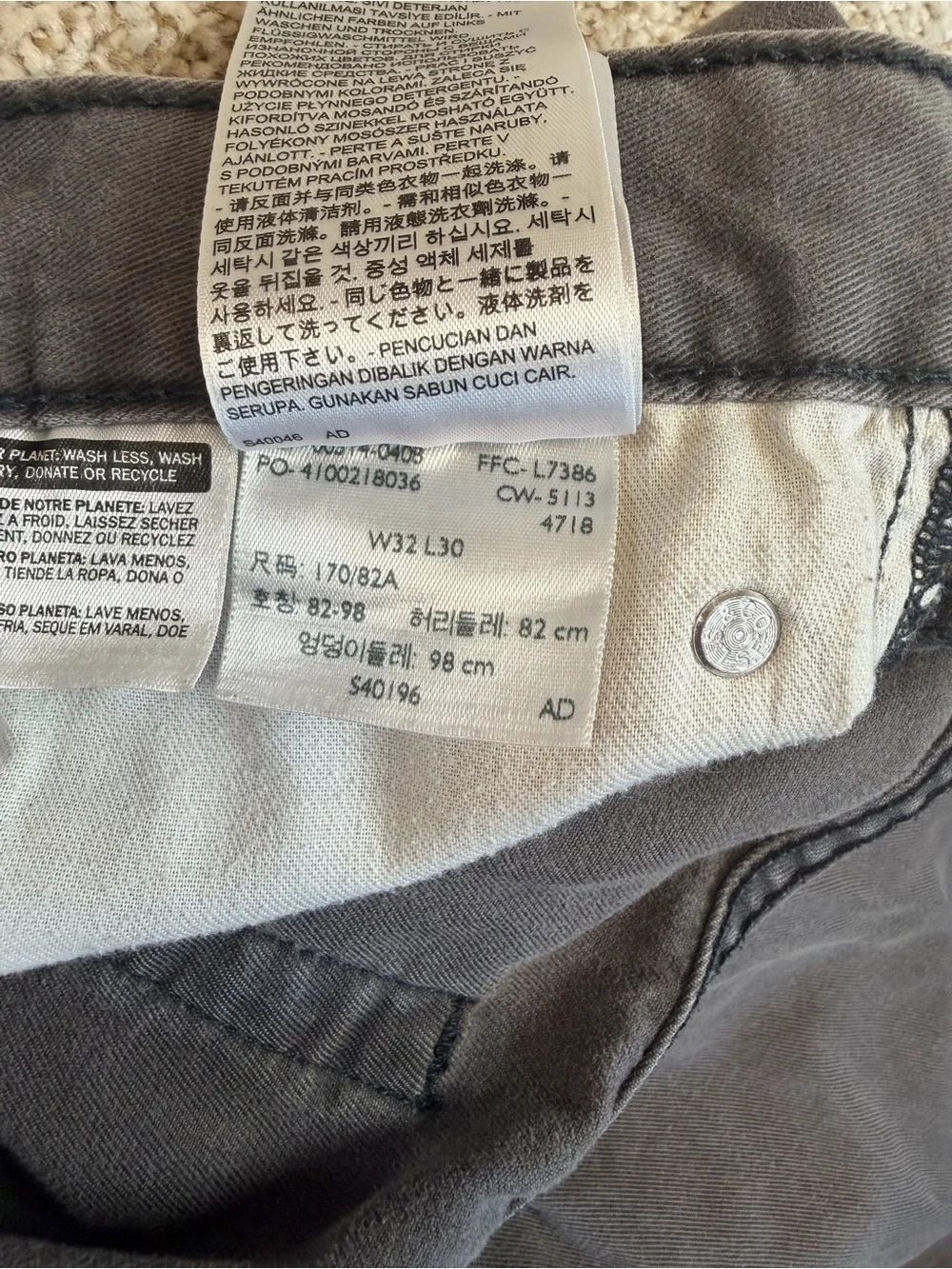 Levi’s 514 Men’s 32x30 Charcoal Gray Twill Pants Straight Fit 100% Cotton